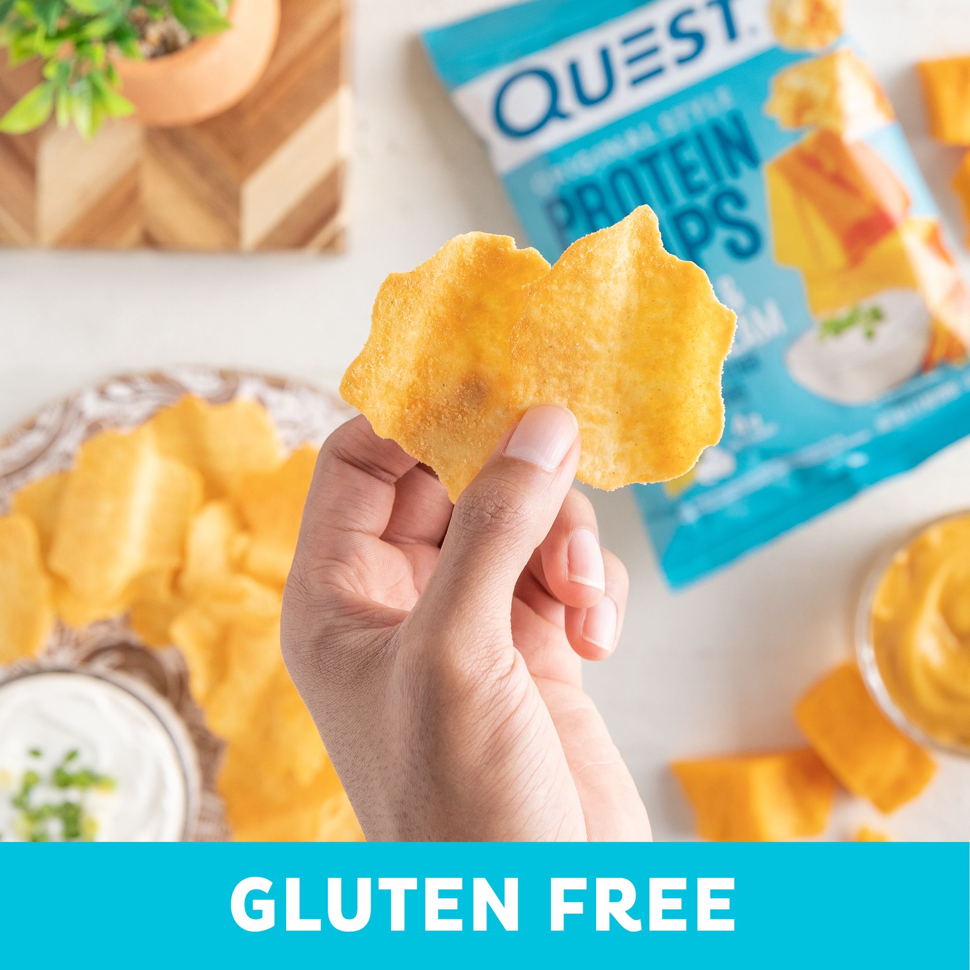 cheddar-and-sour-cream-original-style-protein-chips-i9 qst-000296_cheddar-_-sour-cream-original-style-protein-chips_7.2.png