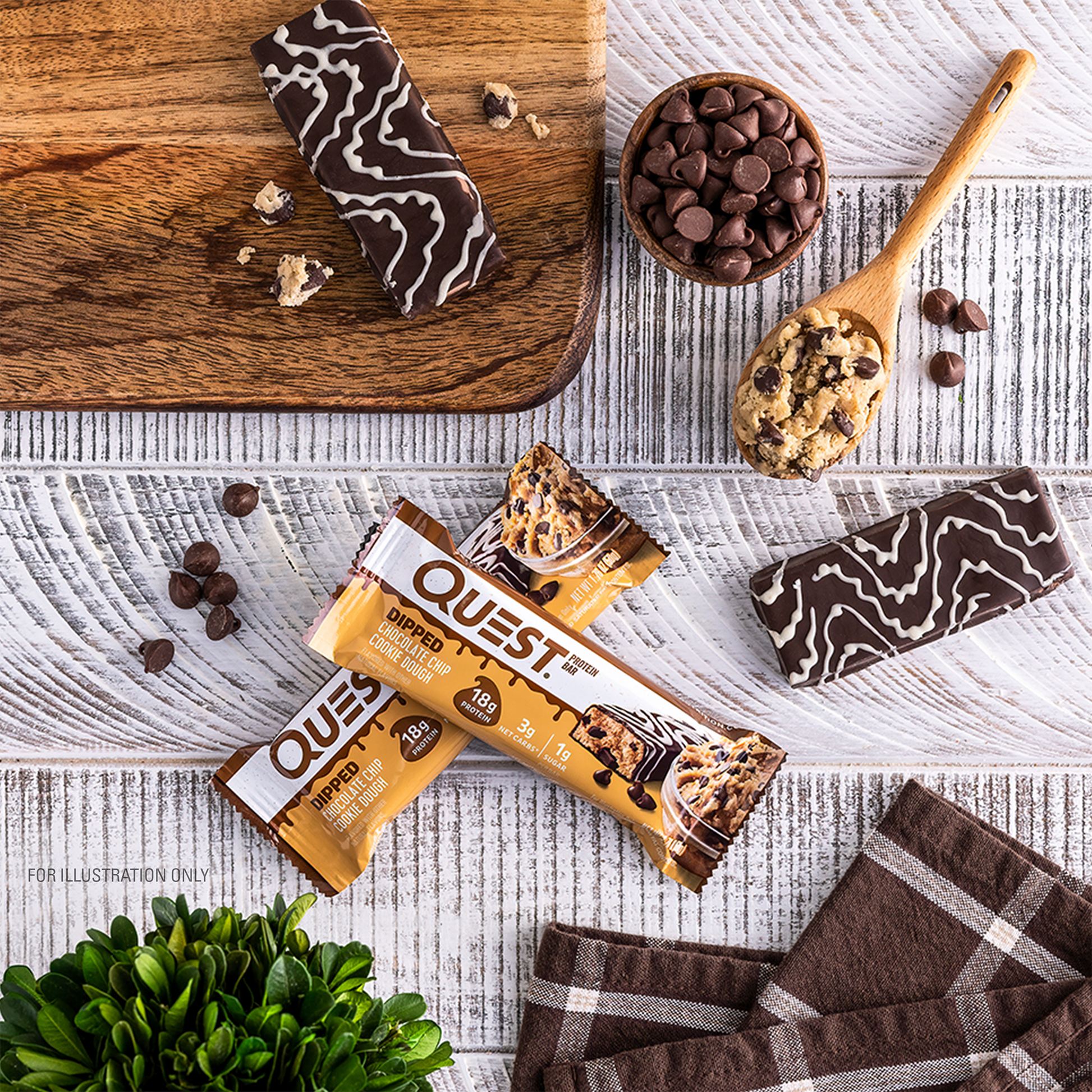 dipped-chocolate-chip-cookie-dough-protein-bar-j0 qst-012268_dipped-chocolate-chip-cookie-dough-protein-bar_7.png